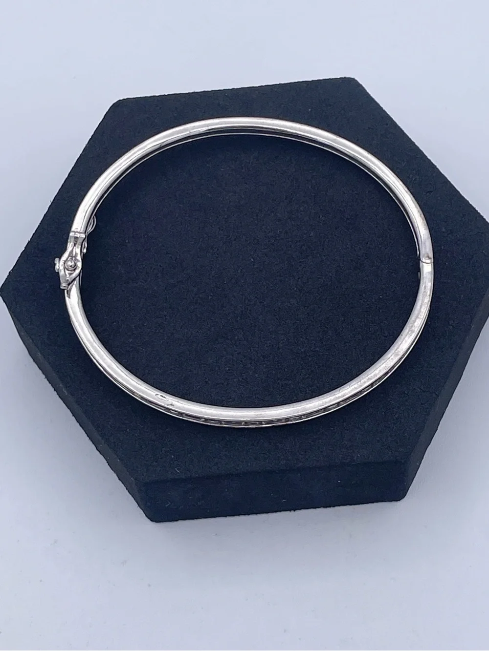 QVC Epiphany Diamonique Sterling Silver CZ Hinged Bangle Bracelet Platinum Clad